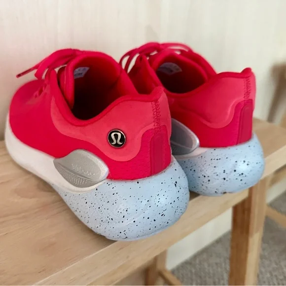 Lululemon Womens Beyondfeel Running Shoe - Picture 8 of 12